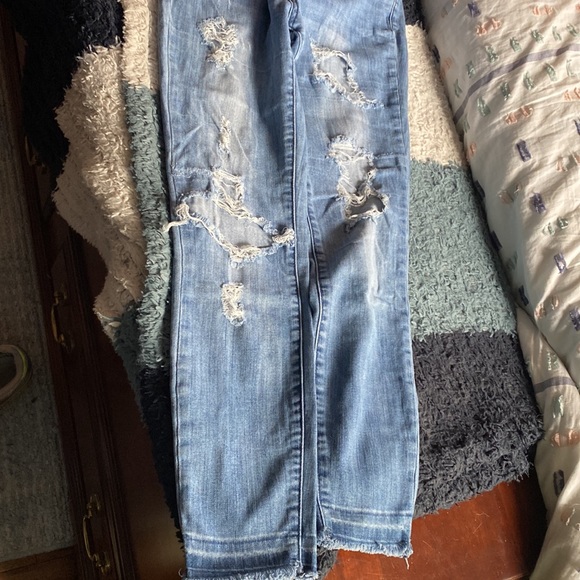 Bullhead skinny jeans distressed look - Picture 4 of 4